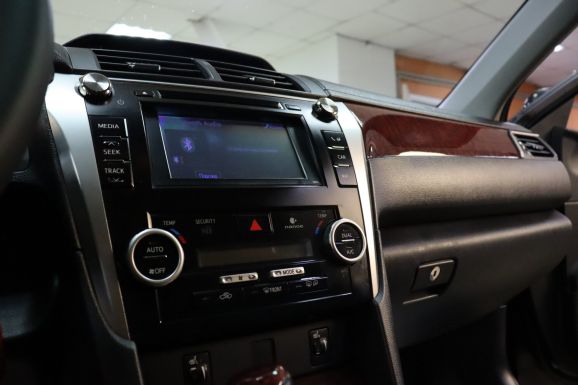 Toyota Camry, 2.5 л, АТ, 2012 фото 7
