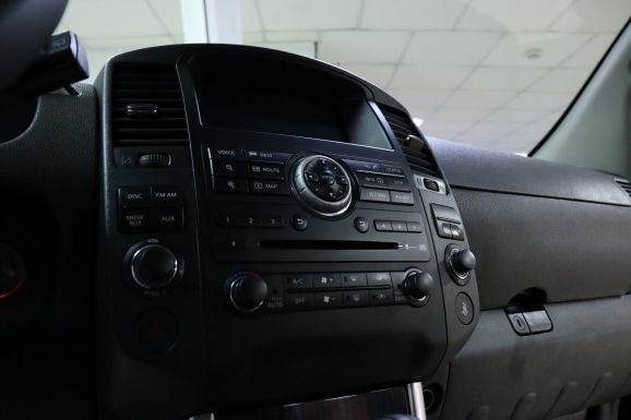 Nissan Pathfinder, 3.0 л, АТ, 2012 фото 17