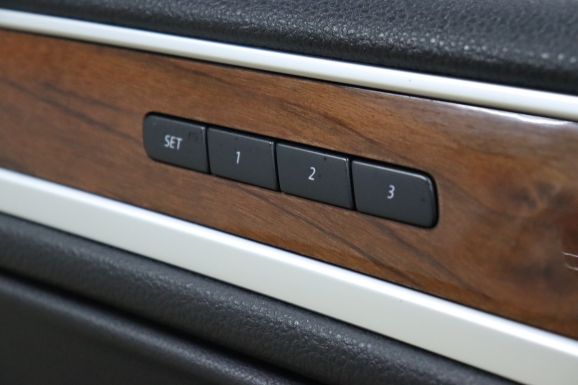 Volkswagen Touareg, 3.6 л, АТ, 2011 фото 8