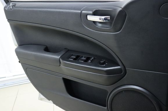 Dodge Caliber, 2.0 л, Вариатор, 2012 фото 2