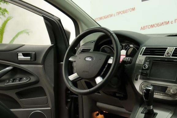 Ford Kuga, 2.0 л, Робот, 2011 фото 10