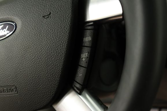 Ford Kuga, 2.0 л, Робот, 2011 фото 1