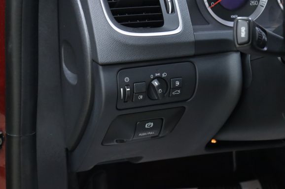 Volvo S60, 2.0 л, Робот, 2011 фото 13