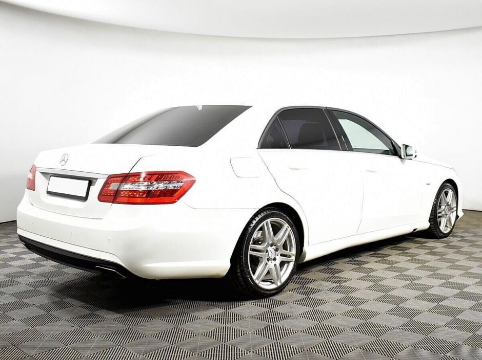 Mercedes-Benz E-Класс, 1.8 л, АТ, 2012 фото 4