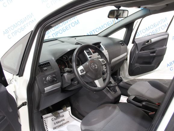 Opel Zafira, 1.8 л, МТ, 2012 фото 7
