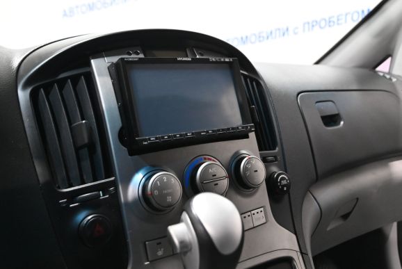Hyundai Grand Starex, 2.5 л, АТ, 2010 фото 10