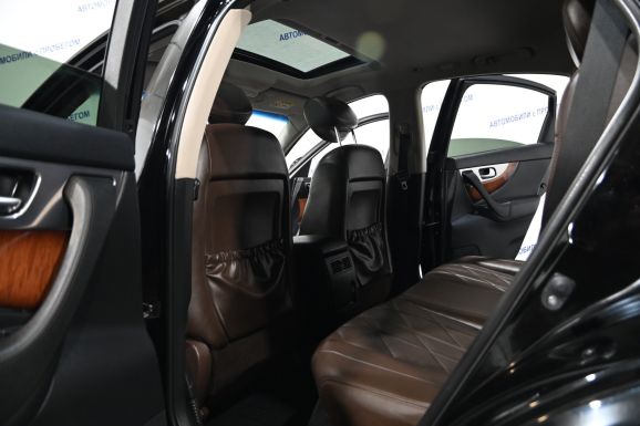 Infiniti QX70, 3.0 л, АТ, 2016 фото 1