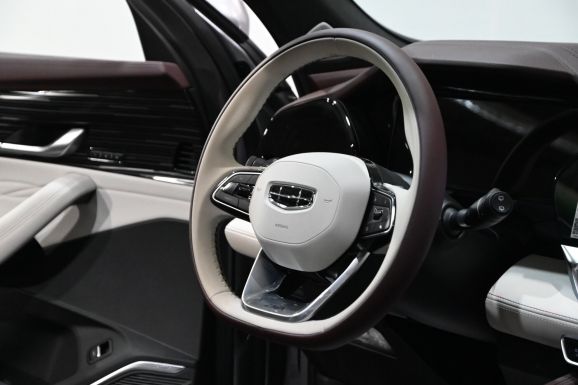Geely Monjaro, 2.0 л, АТ, 2023 фото 11