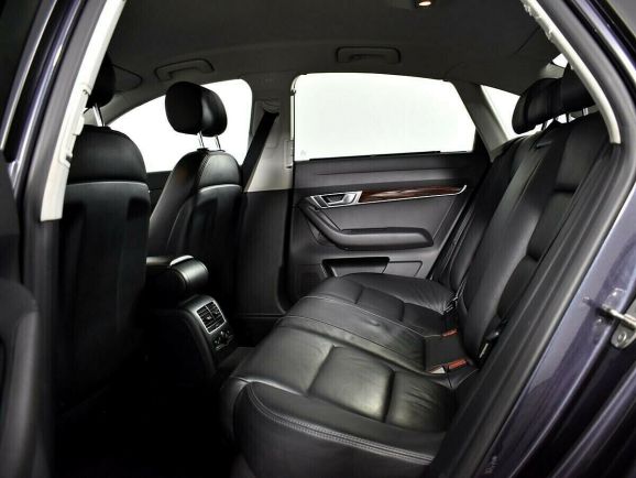 Audi A6, 2.8 л, АТ, 2010 фото 1