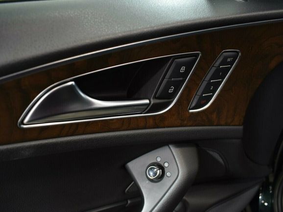 Audi A6, 2.8 л, Робот, 2011 фото 9