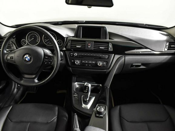 BMW 3 серии, 2.0 л, АТ, 2015 фото 9