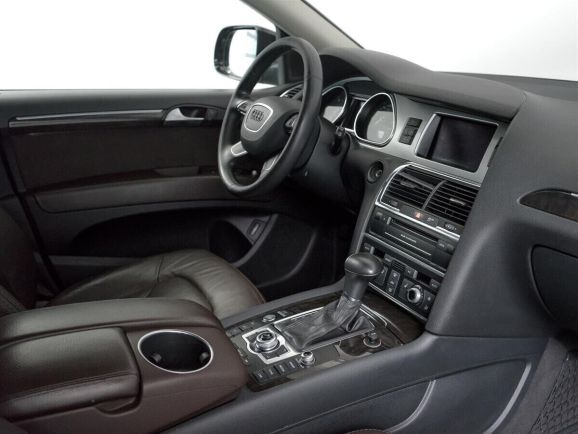 Audi Q7, 3.0 л, АТ, 2010 фото 8