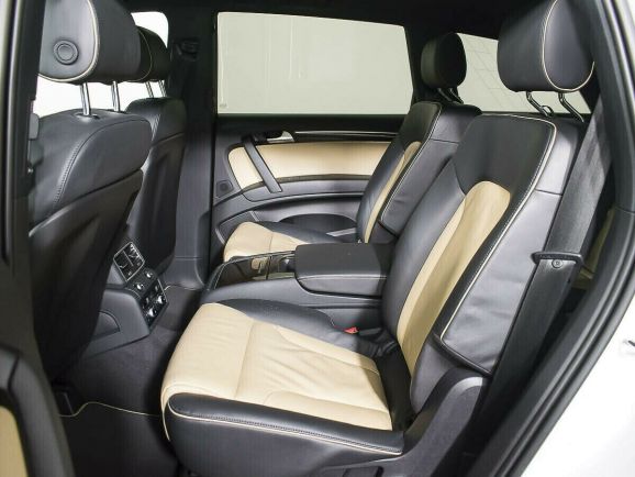 Audi Q7, 3.0 л, АТ, 2011 фото 2