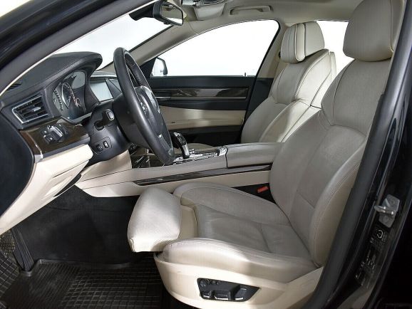 BMW 7 серии, 3.0 л, АТ, 2011 фото 11