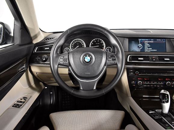 BMW 7 серии, 3.0 л, АТ, 2011 фото 18