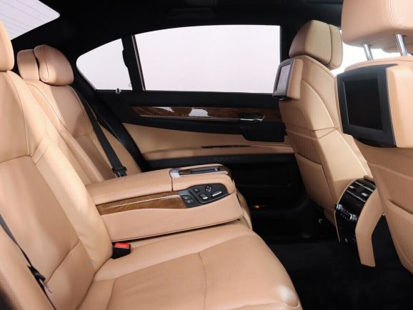 BMW 7 серии, 4.4 л, АТ, 2011 фото 1