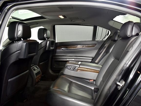BMW 7 серии, 4.4 л, АТ, 2011 фото 1