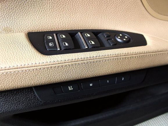 BMW 7 серии, 3.0 л, АТ, 2013 фото 10