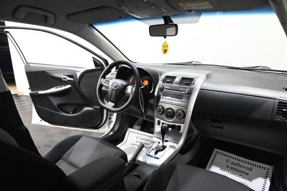 Toyota Corolla, 1.6 л, АТ, 2012 фото 7