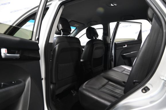 Kia Sorento, 2.4 л, АТ, 2013 фото 1