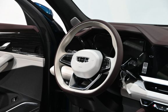 Geely Monjaro, 2.0 л, АТ, 2023 фото 10