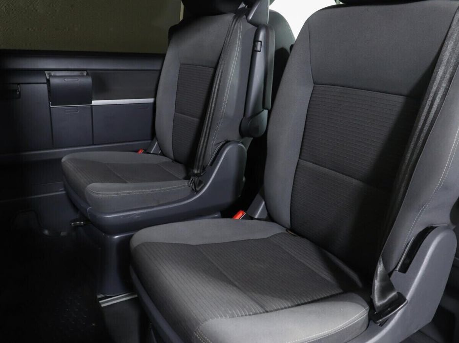 Volkswagen Multivan, 2.0 л, Робот, 2013 фото 2