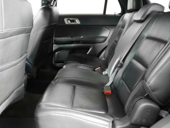 Ford Explorer, 3.5 л, АТ, 2012 фото 2