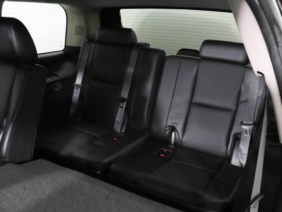 Chevrolet Tahoe, 5.3 л, АТ, 2010 фото 1