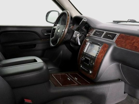 Chevrolet Tahoe, 5.3 л, АТ, 2011 фото 8