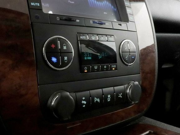 Chevrolet Tahoe, 5.3 л, АТ, 2011 фото 12