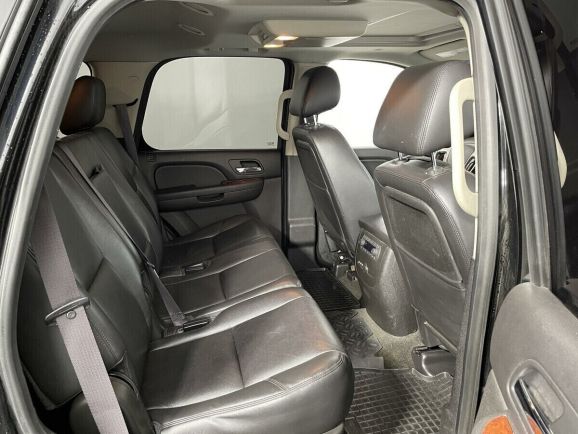 Chevrolet Tahoe, 5.3 л, АТ, 2012 фото 1