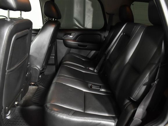 Chevrolet Tahoe, 5.3 л, АТ, 2013 фото 1