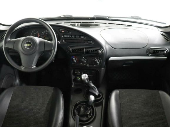 Chevrolet Niva, 1.7 л, МТ, 2017 фото 2