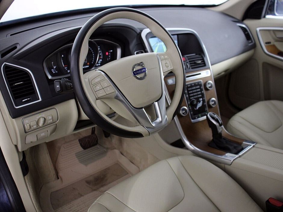 Volvo XC60, 2.4 л, АТ, 2013 фото 5