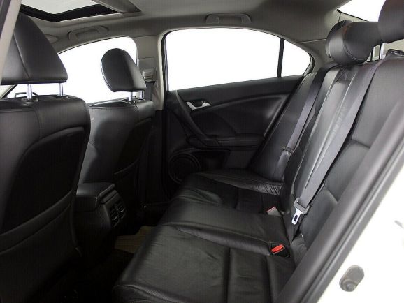 Honda Accord, 2.4 л, АТ, 2012 фото 1