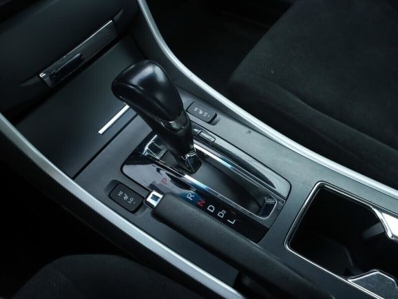 Honda Accord, 2.4 л, АТ, 2013 фото 2