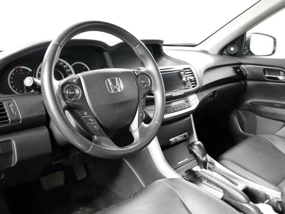 Honda Accord, 2.4 л, АТ, 2014 фото 7