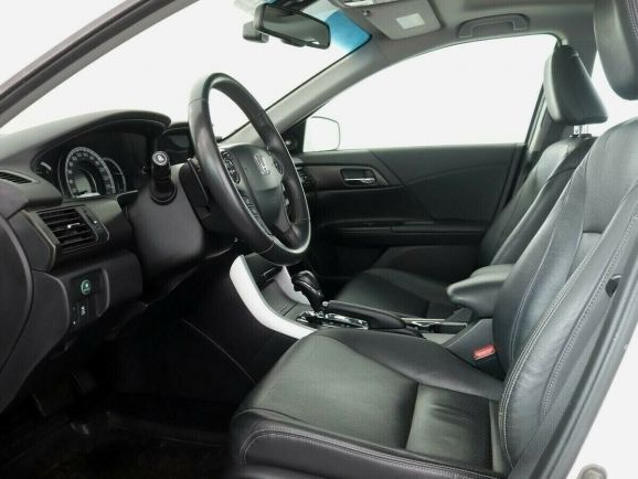 Honda Accord, 2.4 л, АТ, 2014 фото 8
