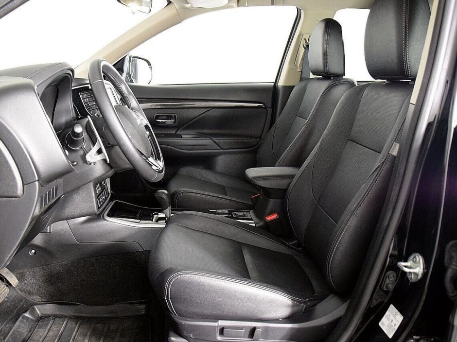 Mitsubishi Outlander, 2.4 л, Вариатор, 2018 фото 5
