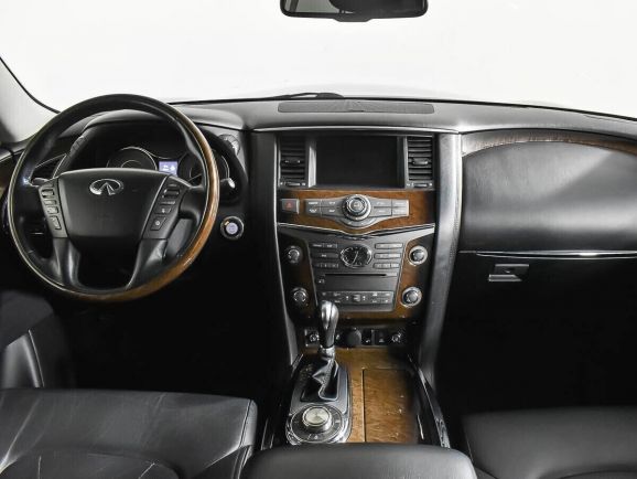 Infiniti QX56, 5.6 л, АТ, 2011 фото 7