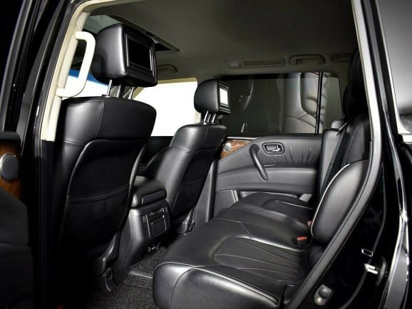Infiniti QX56, 5.6 л, АТ, 2012 фото 1