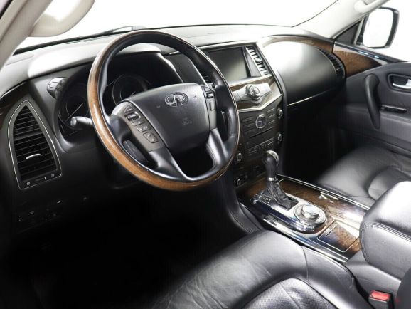 Infiniti QX56, 5.6 л, АТ, 2013 фото 7