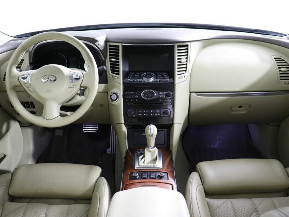 Infiniti FX, 3.0 л, АТ, 2011 фото 9