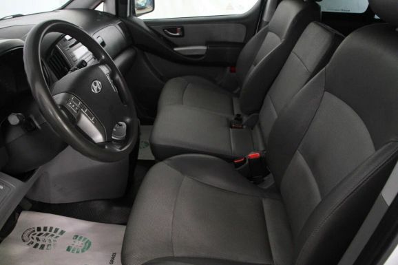 Hyundai Grand Starex, 2.5 л, АТ, 2008 фото 7