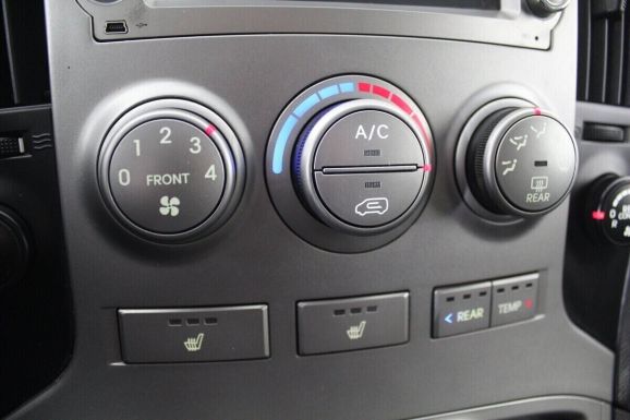 Hyundai Grand Starex, 2.5 л, АТ, 2015 фото 10