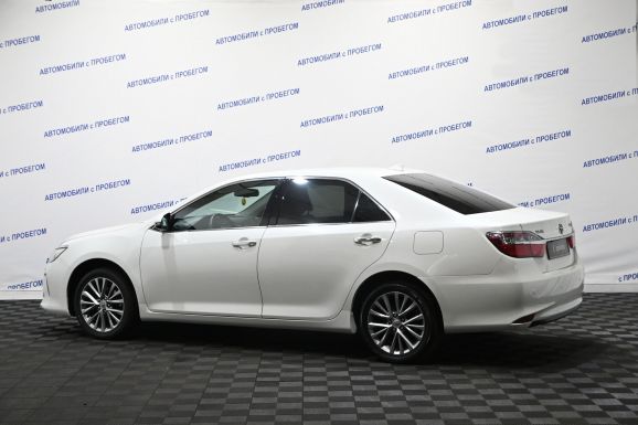 Toyota Camry, 2.5 л, АТ, 2015 фото 6