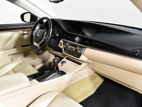 Lexus ES, 2.5 л, АТ, 2015 фото 11