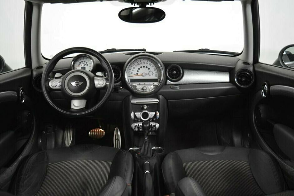 MINI Hatch, 1.6 л, АТ, 2010 фото 9