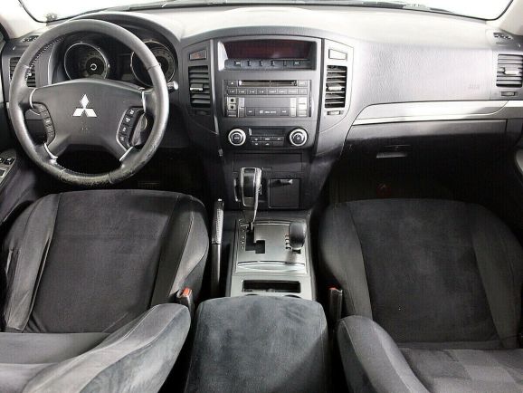 Mitsubishi Pajero, 2.5 л, АТ, 2009 фото 7