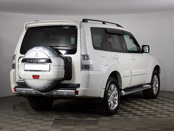 Mitsubishi Pajero, 3.0 л, АТ, 2013 фото 4